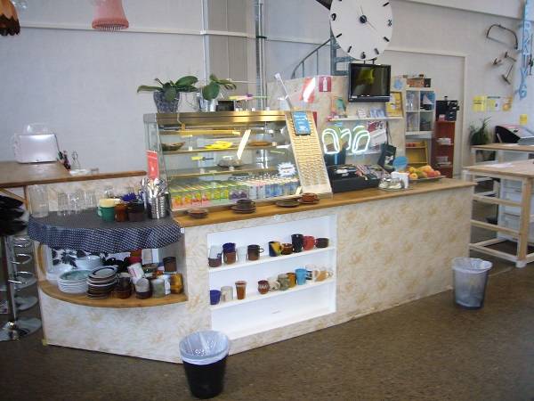 A l'accueil, le café de la bibliothèque