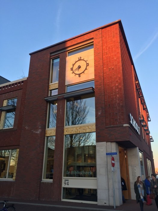 Photographie extérieure de la bibliothèque de Den Helder