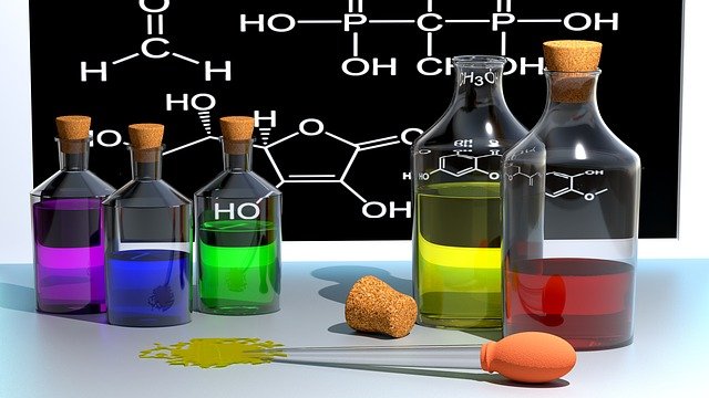 image numérique de flacons de chimie colorés